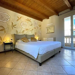 appartamento-marcos-suite.emilia-romagnahotels.net/